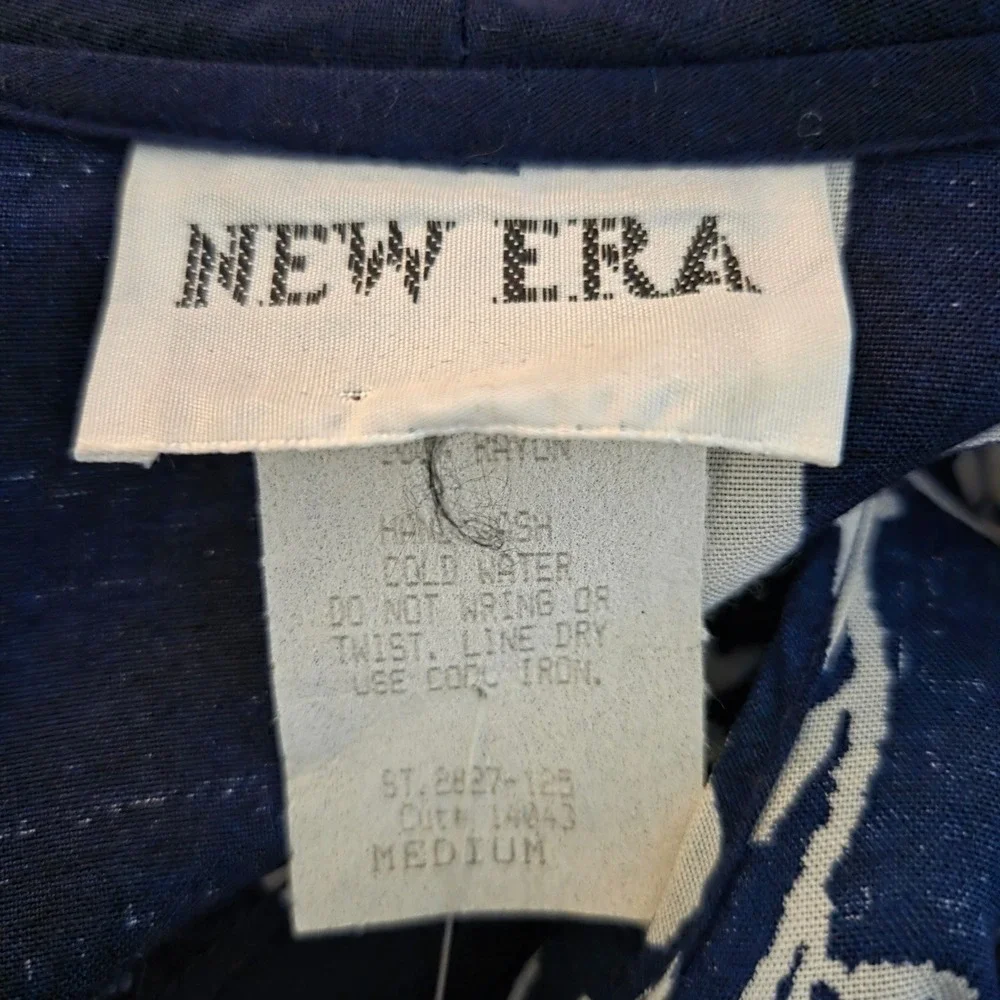 Vintage New Era Navy Floral 2 Piece Set Crop‎ Top Shorts Lace Trim Belted Medium